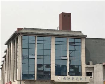 長安區(qū)中旋轉(zhuǎn)門，玻璃幕墻成功安裝完畢